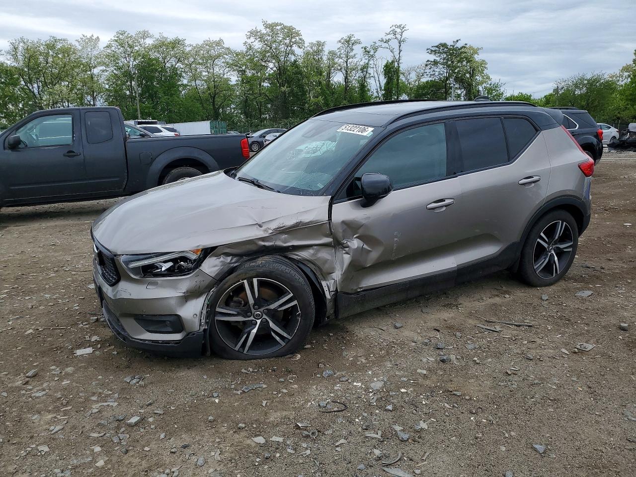 2022 VOLVO XC40 T5 R-DESIGN | YV4162UM1N2701215 | UPCARS