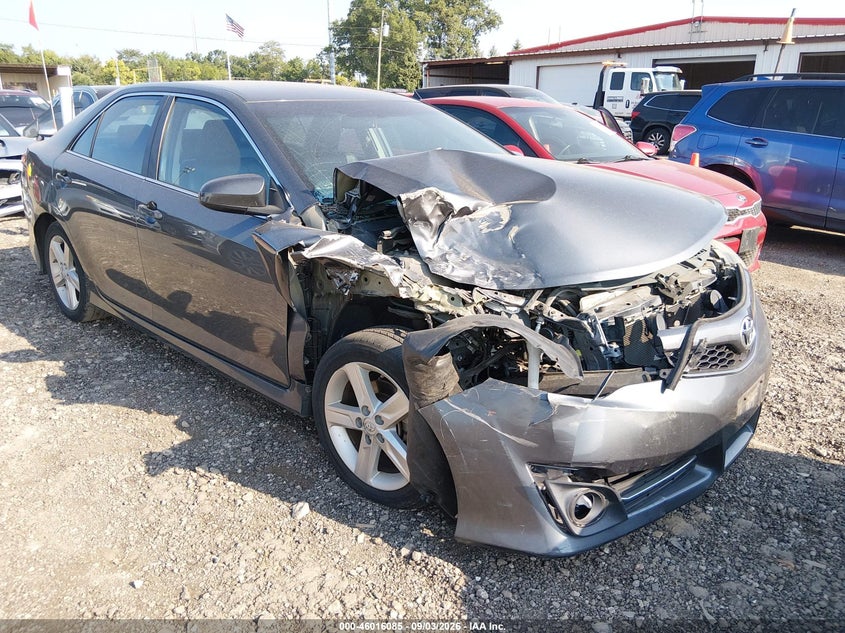 2014 TOYOTA CAMRY SE | 4T1BF1FKXEU771020 | UPCARS