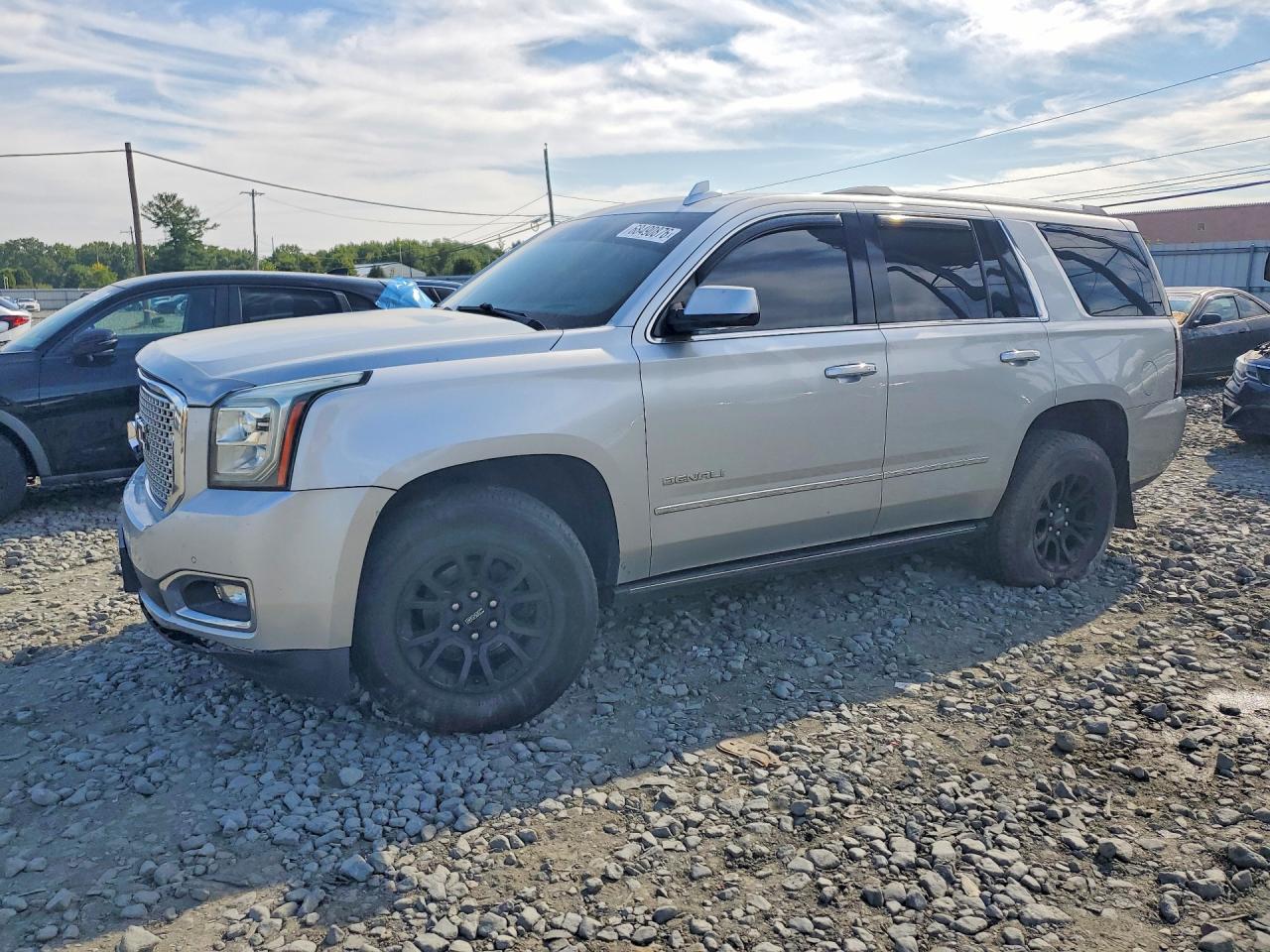 2016 GMC YUKON DENALI | 1GKS1CKJ4GR335558 | UPCARS