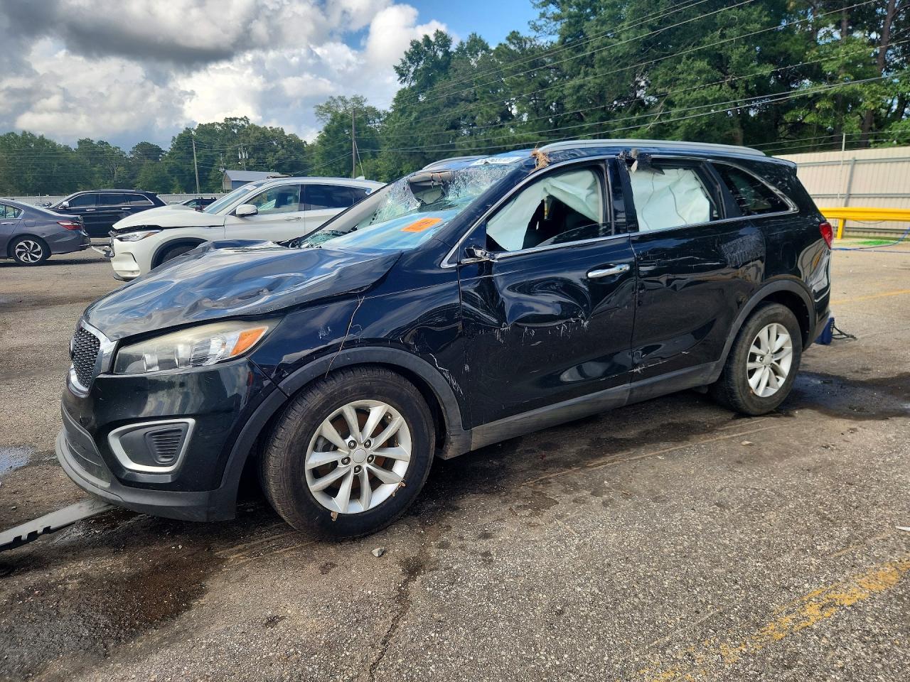 2017 KIA SORENTO LX | 5XYPG4A30HG301979 | UPCARS