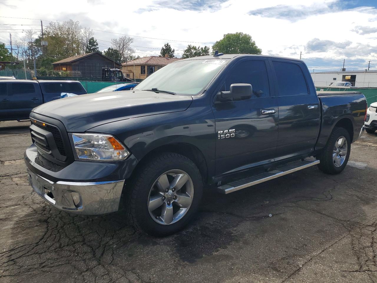 2017 RAM 1500 SLT | 3C6RR7LT9HG574381 | UPCARS