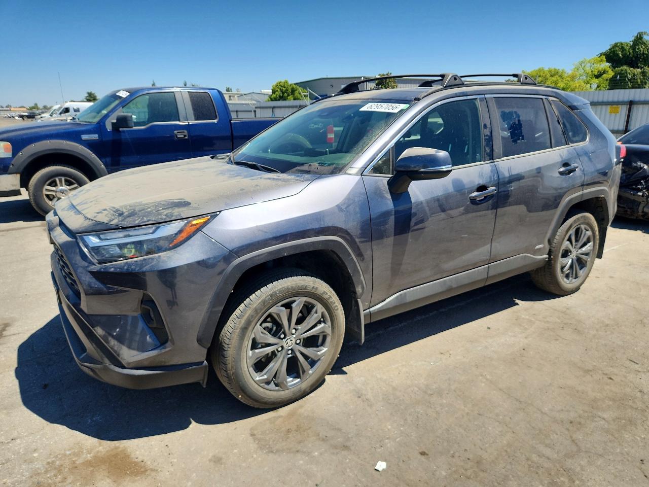 2024 TOYOTA RAV4 XLE PREMIUM | JTMB6RFV4RD147488 | UPCARS
