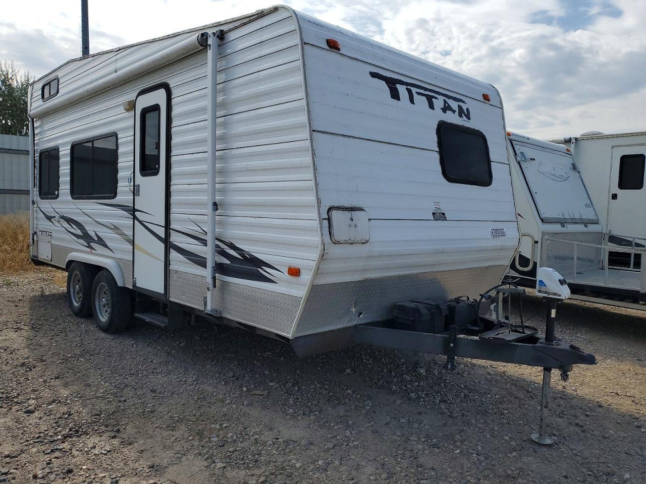 2008 CARSON TITAN CAMPER | 4HXFC20238C134767 | UPCARS