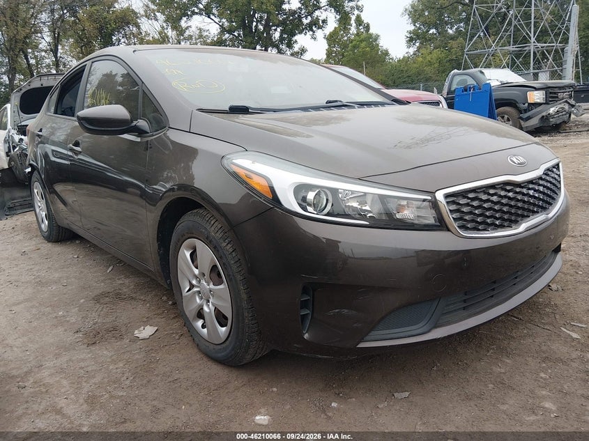 2017 KIA FORTE LX | 3KPFL4A72HE090405 | UPCARS