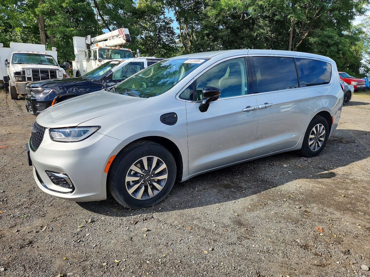 2024 CHRYSLER PACIFICA HYBRID SELECT | 2C4RC1S76RR141544 | UPCARS
