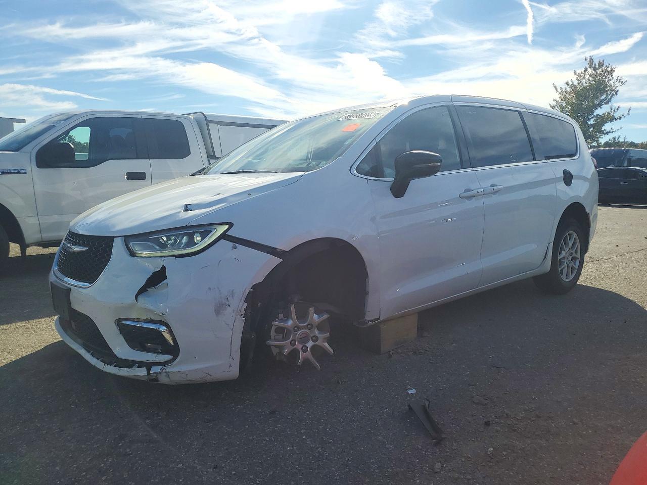 2025 CHRYSLER PACIFICA SELECT | 2C4RC1BG5SR561317 | UPCARS