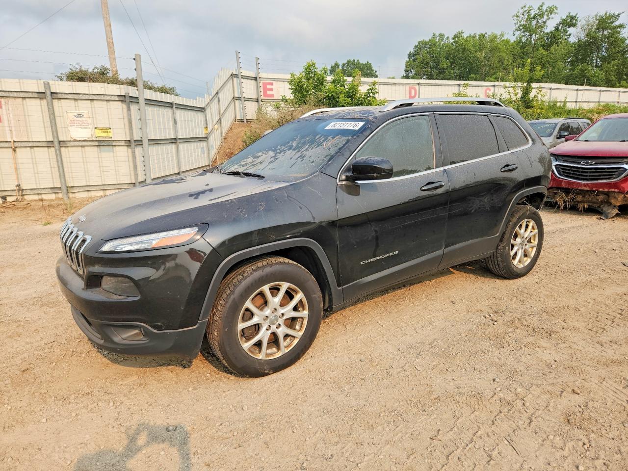 2015 JEEP CHEROKEE LATITUDE | 1C4PJMCB3FW563601 | UPCARS