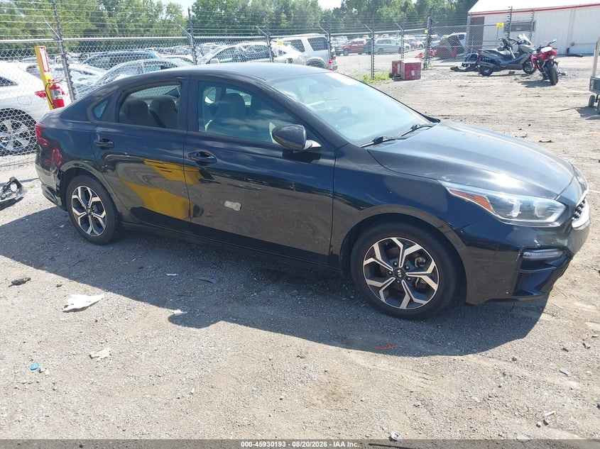 2021 KIA FORTE LXS | 3KPF24ADXME294503 | UPCARS