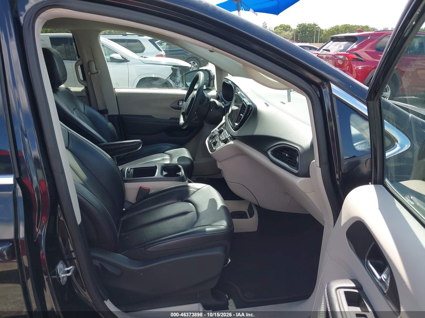 2022 CHRYSLER PACIFICA TOURING L | 2C4RC1BG0NR181595 | UPCARS