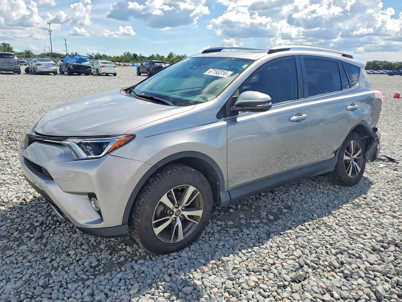2018 TOYOTA RAV4 XLE | JTMWFREV5JJ189404 | UPCARS