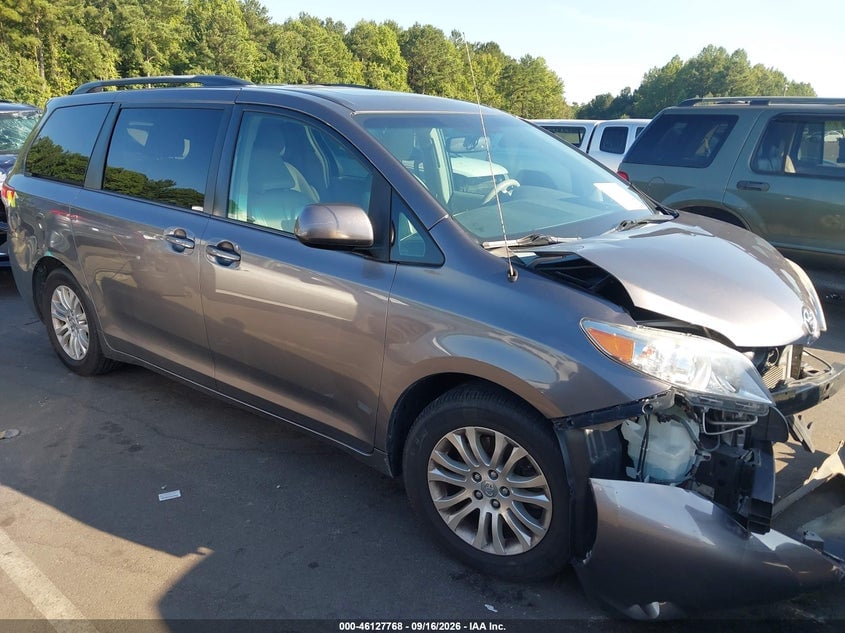 2013 TOYOTA SIENNA XLE V6 8 PASSENGER | 5TDYK3DC8DS298867 | UPCARS