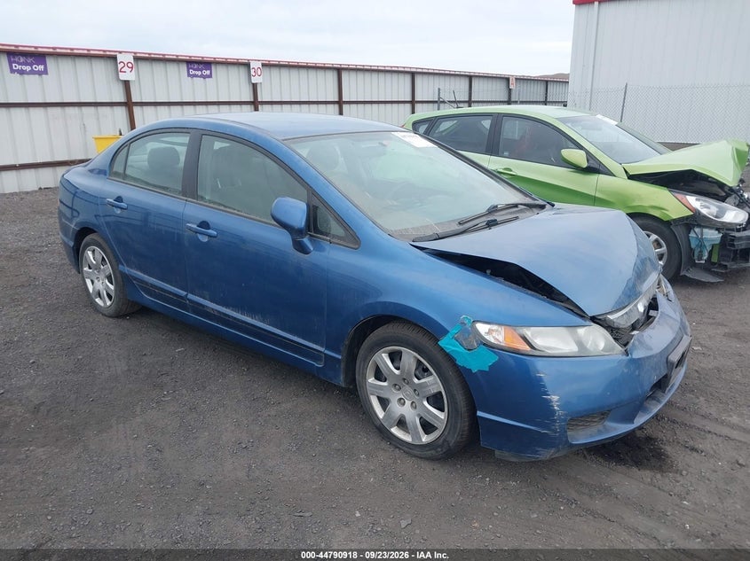 2010 HONDA CIVIC LX | 19XFA1F5XAE012407 | UPCARS