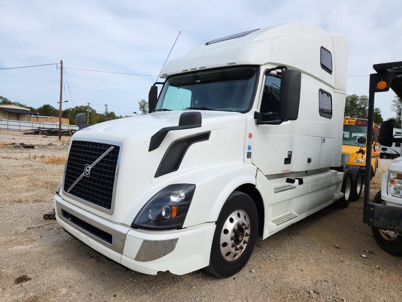 2018 VOLVO VNL | 4V4NC9EH5JN961296 | UPCARS