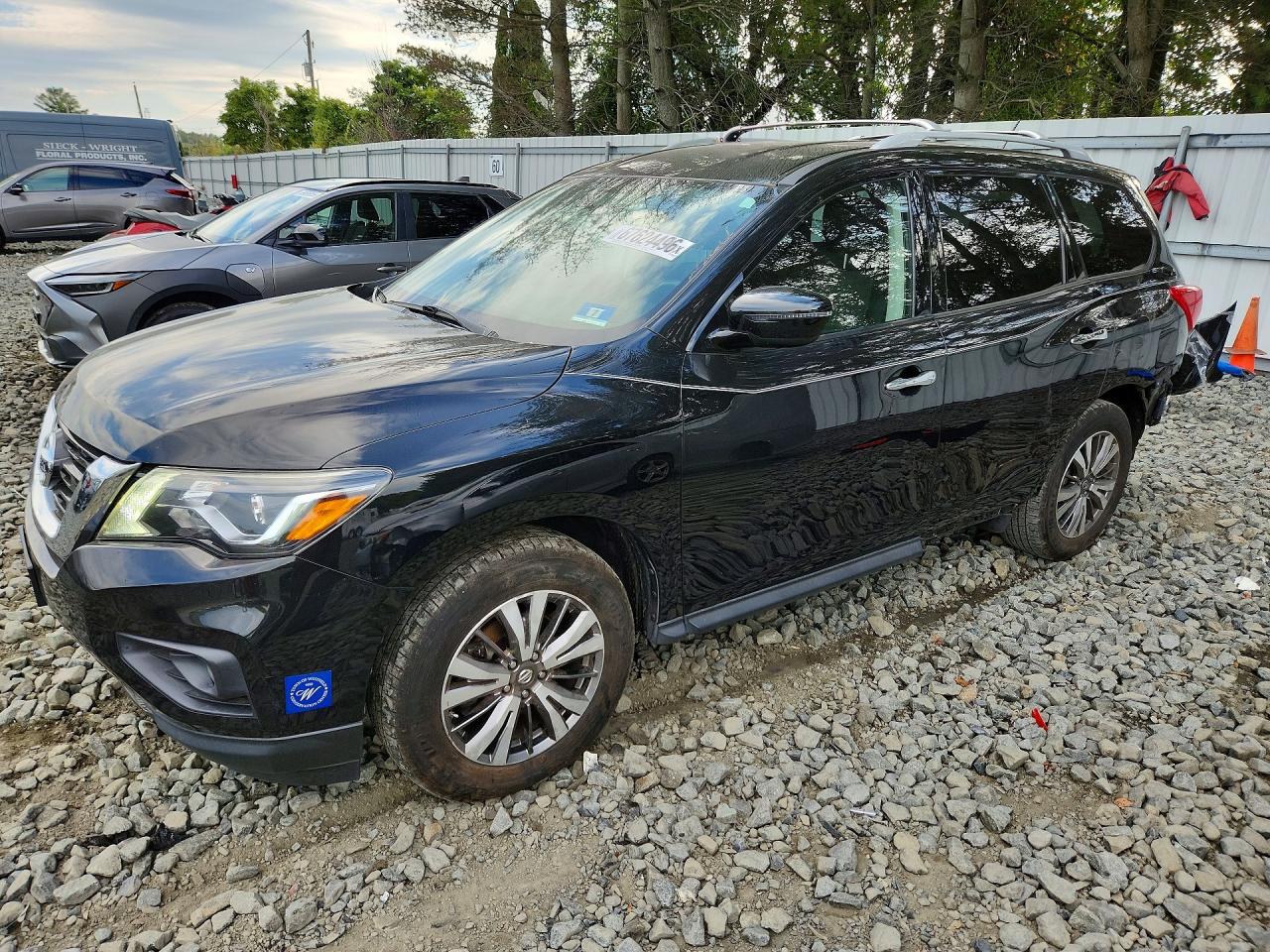 2018 NISSAN PATHFINDER SV | 5N1DR2MM3JC660934 | UPCARS