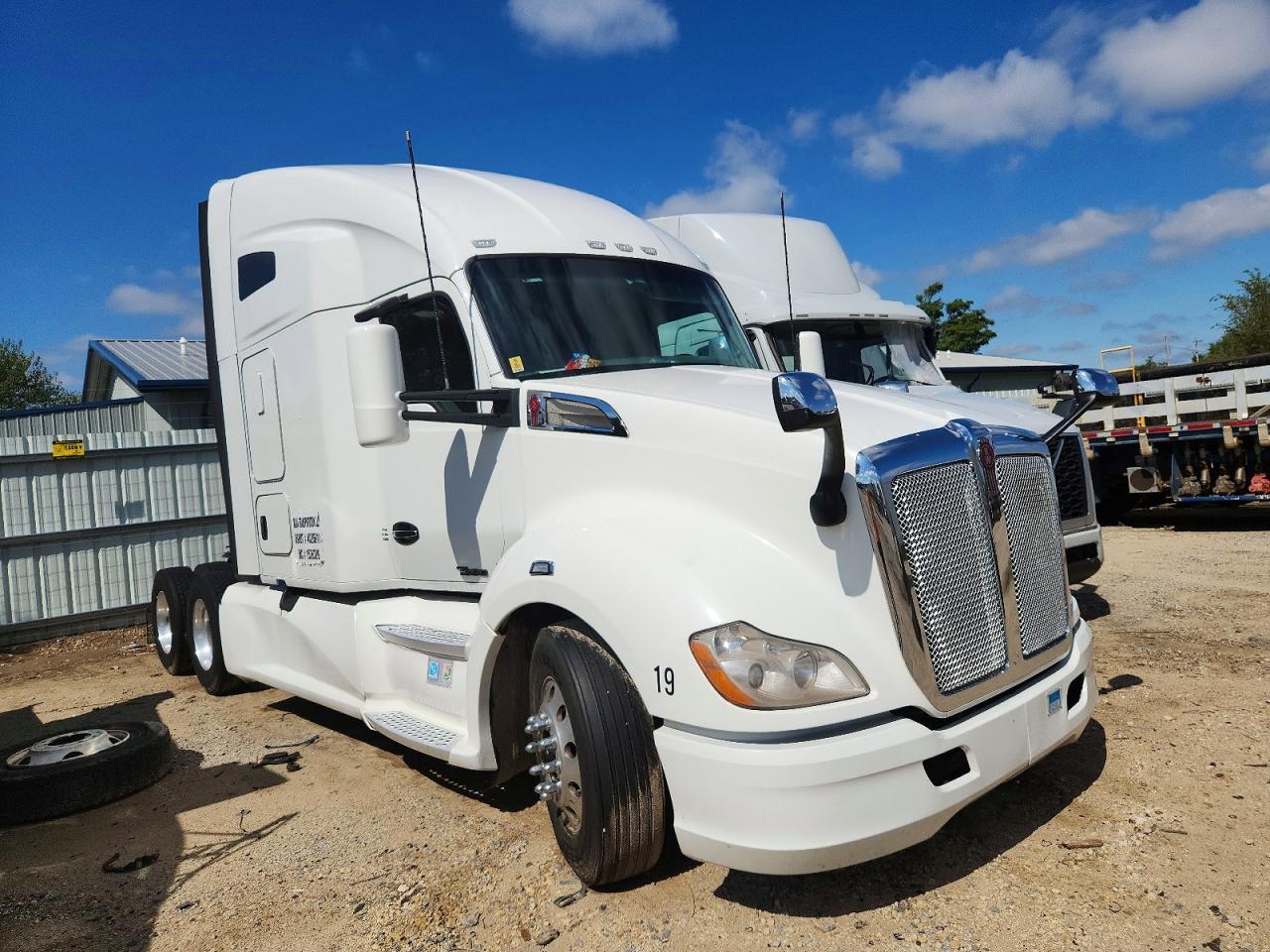 2019 KENWORTH ALL OTHER T680 SEMI TRUCK | 1XKYDP9X8KJ229155 | UPCARS