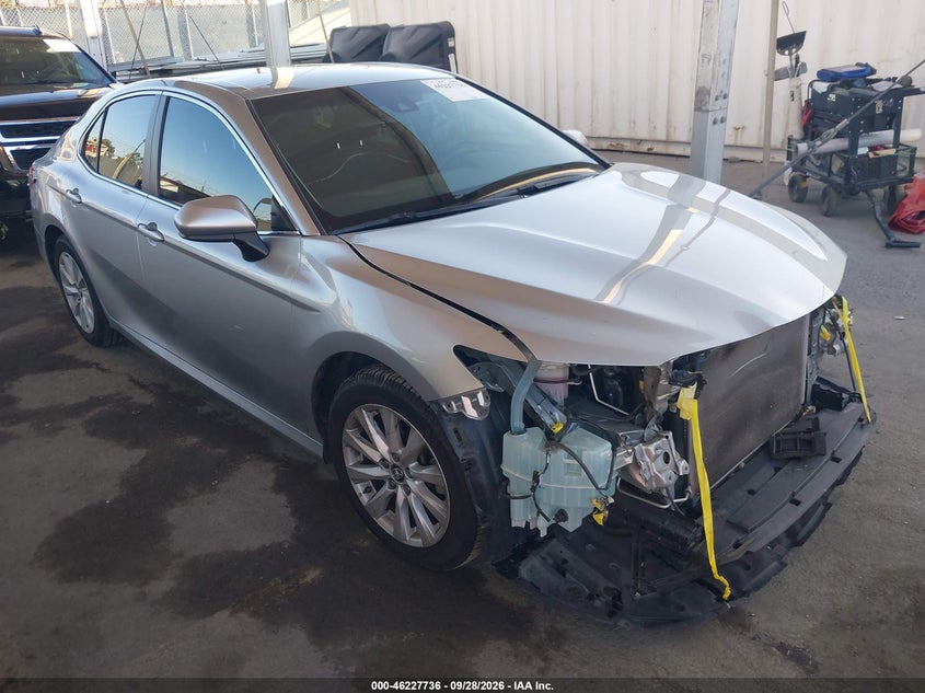 2018 TOYOTA CAMRY LE | 4T1B11HK9JU598368 | UPCARS