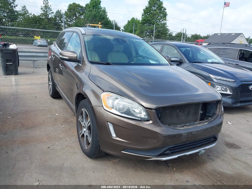 2015 VOLVO XC60 T6 | YV4902RK0F2748717 | UPCARS