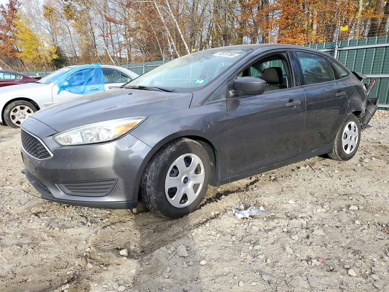 2015 FORD FOCU S | 1FADP3E2XFL310646 | UPCARS