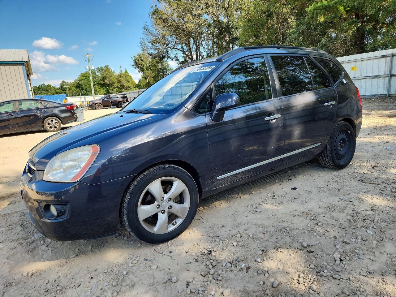 2008 KIA RONDO LX | KNAFG526687200398 | UPCARS