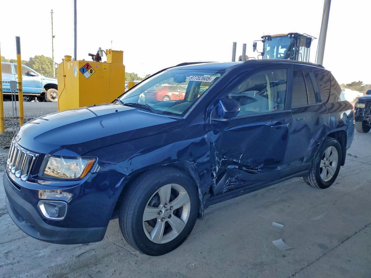 2015 JEEP COMPASS LATITUDE | 1C4NJDEB3FD162971 | UPCARS