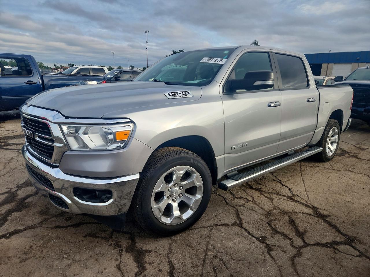 2019 RAM 1500 BIG HORN/LONE STAR | 1C6SRFFT6KN918822 | UPCARS