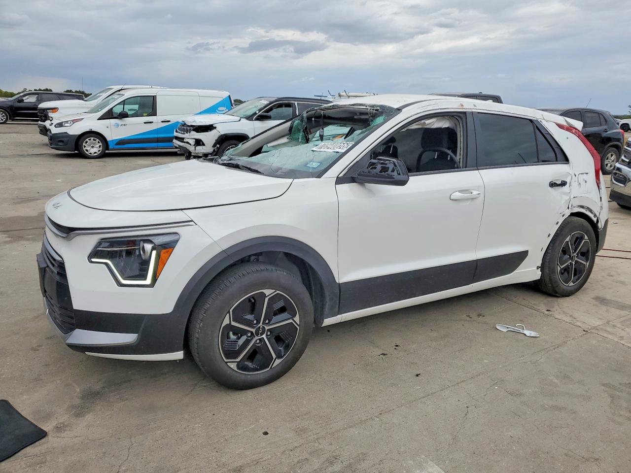 2026 KIA NIRO LX | KNDCP3LE6T5367333 | UPCARS