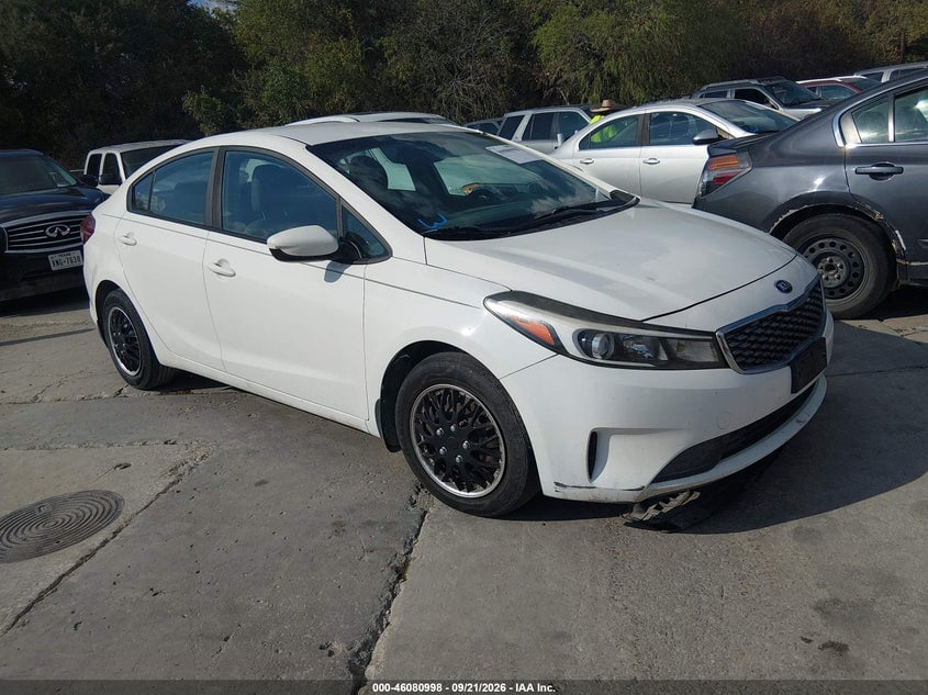 2017 KIA FORTE LX | 3KPFK4A73HE138755 | UPCARS