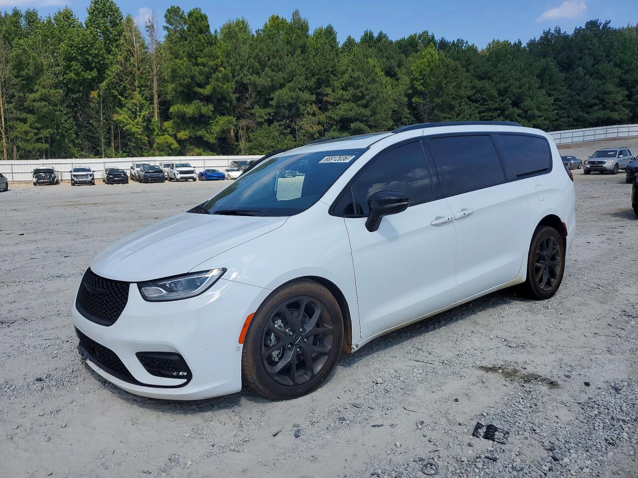 2023 CHRYSLER PACIFICA LIMITED | 2C4RC1GG3PR625953 | UPCARS