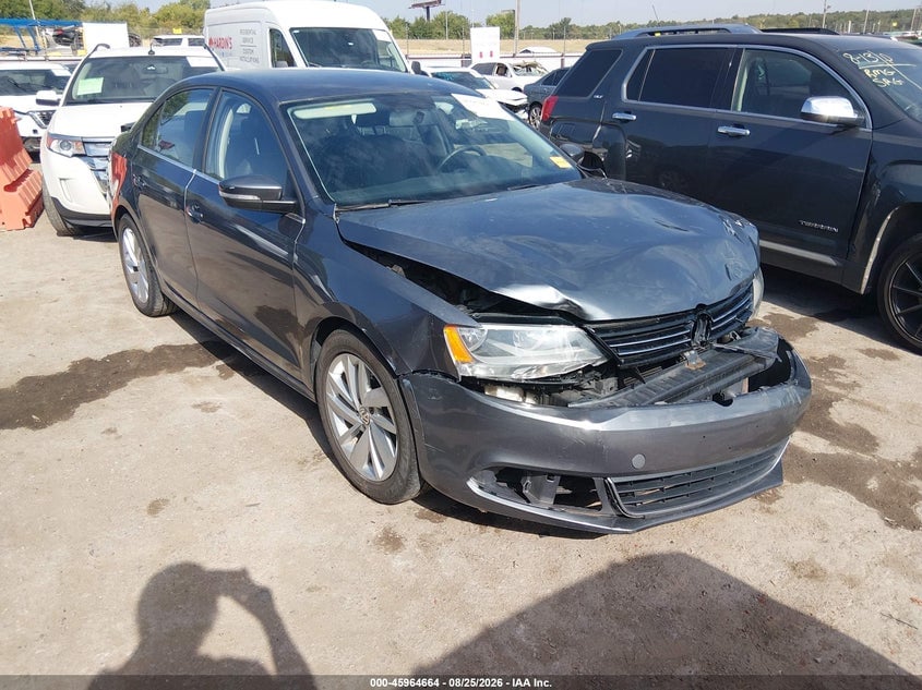 2013 VOLKSWAGEN JETTA 2.5L SE | 3VWDX7AJ0DM426140 | UPCARS