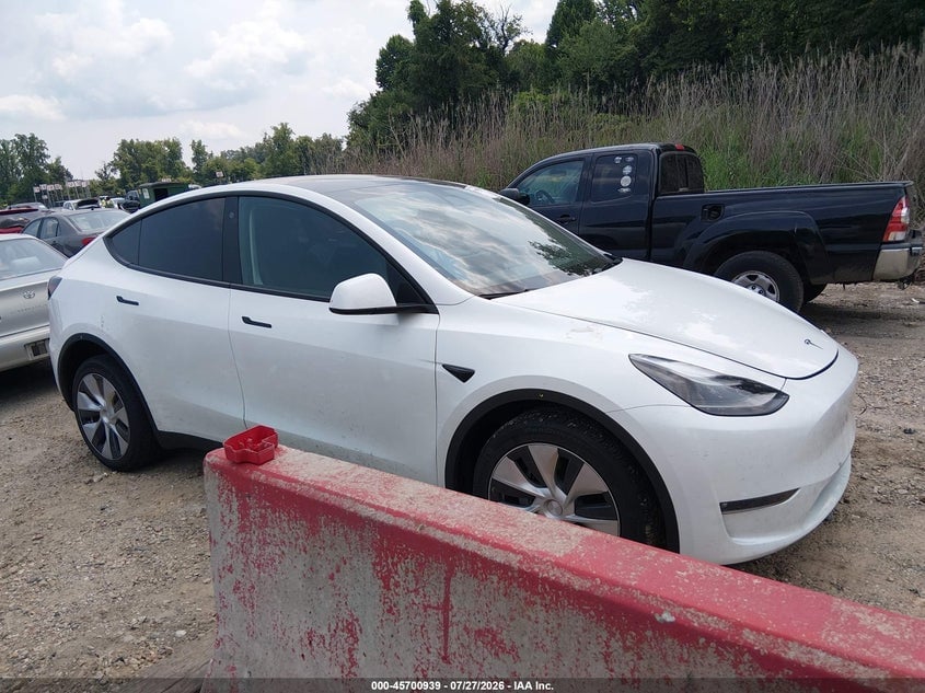 2023 TESLA MODEL Y AWD/LONG RANGE DUAL MOTOR ALL-WHEEL DRIVE | 7SAYGDEE1PF694464 | UPCARS