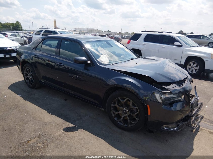 2018 CHRYSLER 300S AWD | 2C3CCAGG2JH267557 | UPCARS
