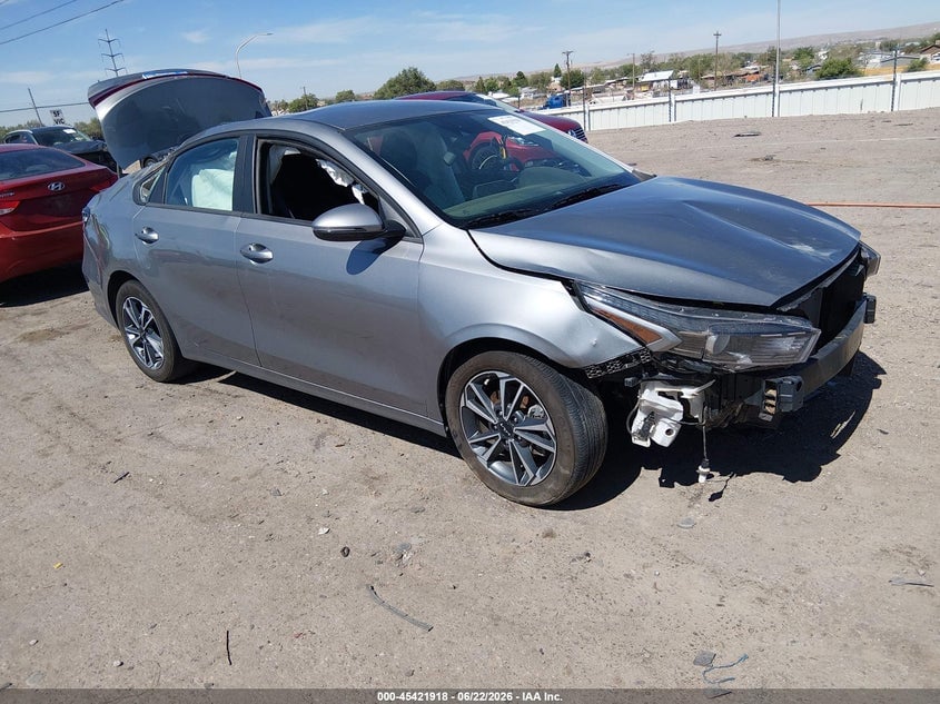 2024 KIA FORTE LXS | 3KPF24AD8RE764650 | UPCARS