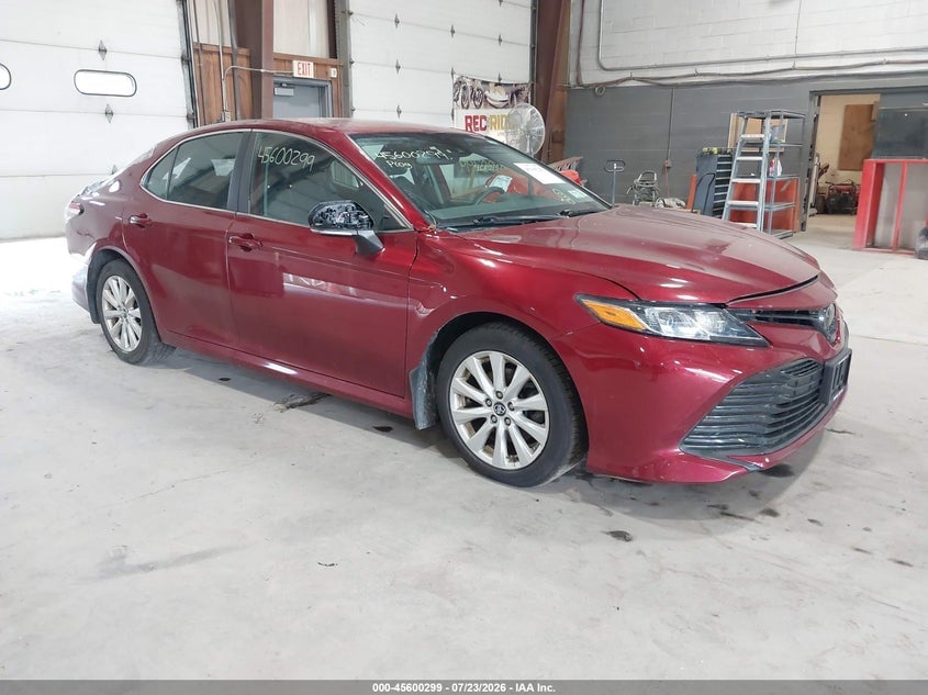 2019 TOYOTA CAMRY LE | 4T1B11HK0KU810396 | UPCARS