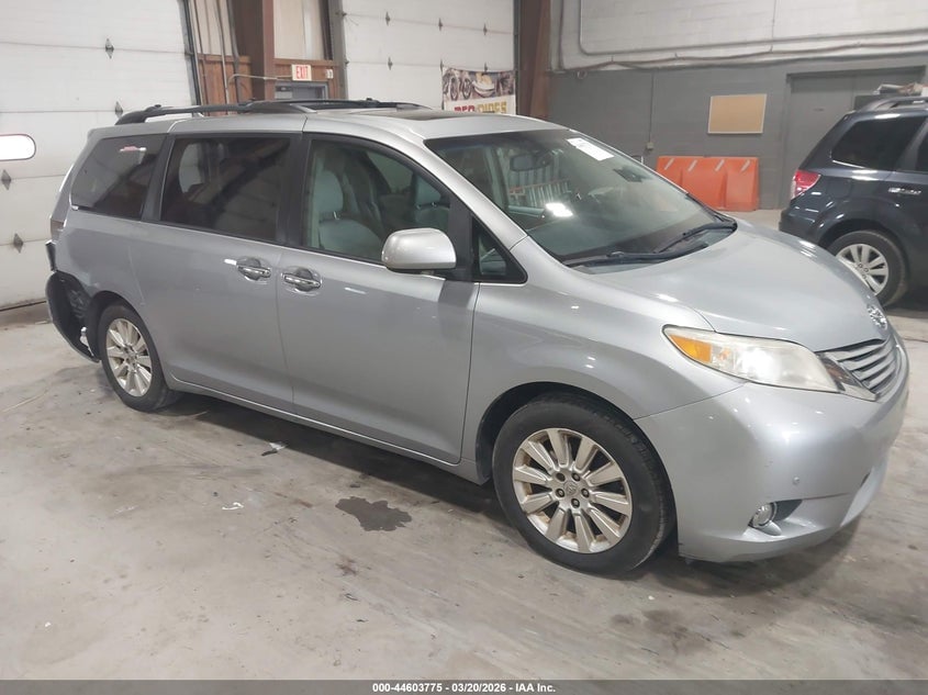 2011 TOYOTA SIENNA LIMITED | 5TDDK3DC0BS013400 | UPCARS