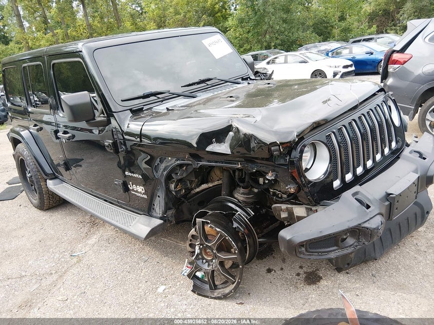 2018 JEEP WRANGLER UNLIMITED SAHARA | 1C4HJXEG2JW294644 | UPCARS