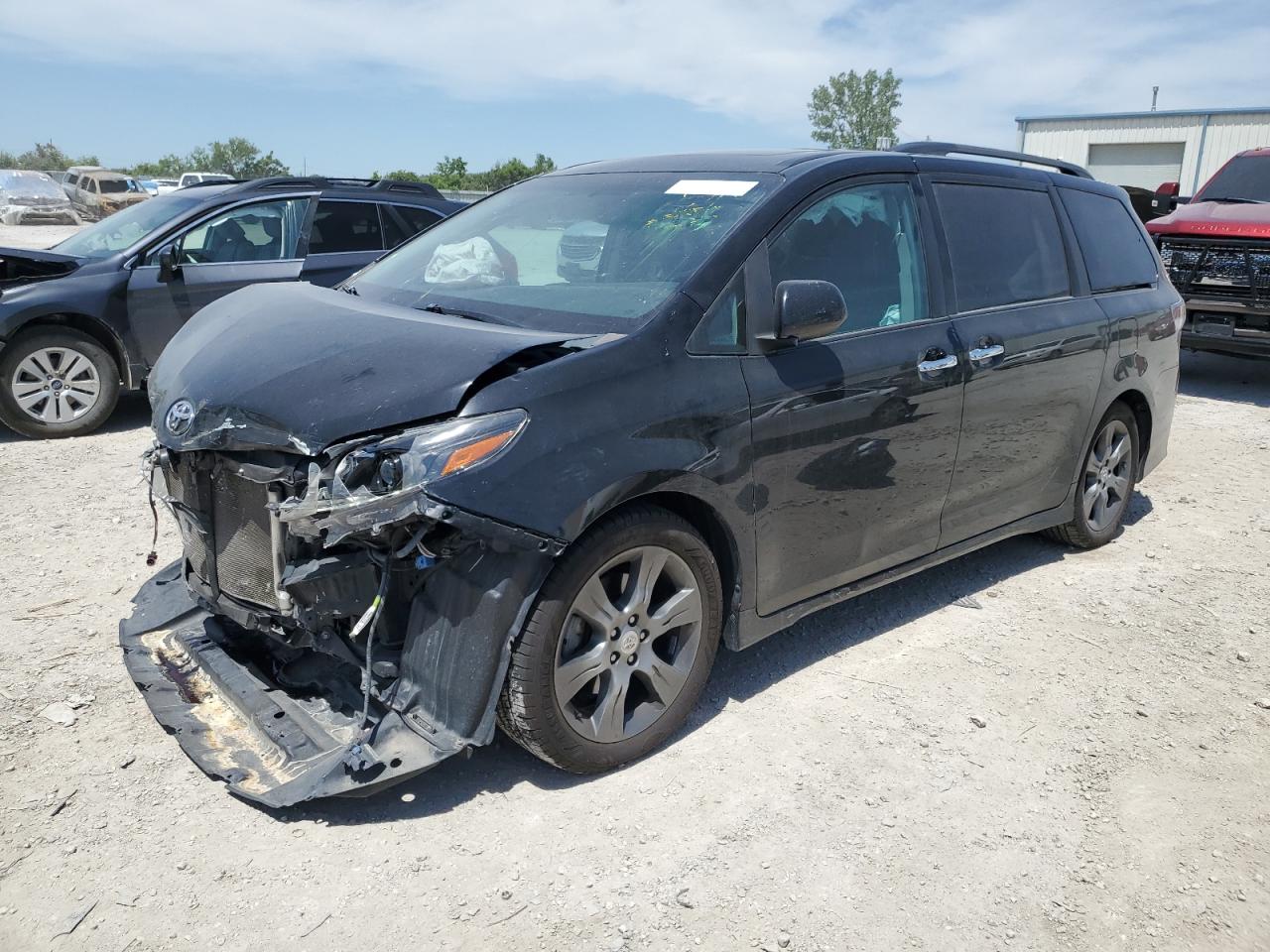 2015 TOYOTA SIENNA SPORT | 5TDXK3DCXFS556921 | UPCARS