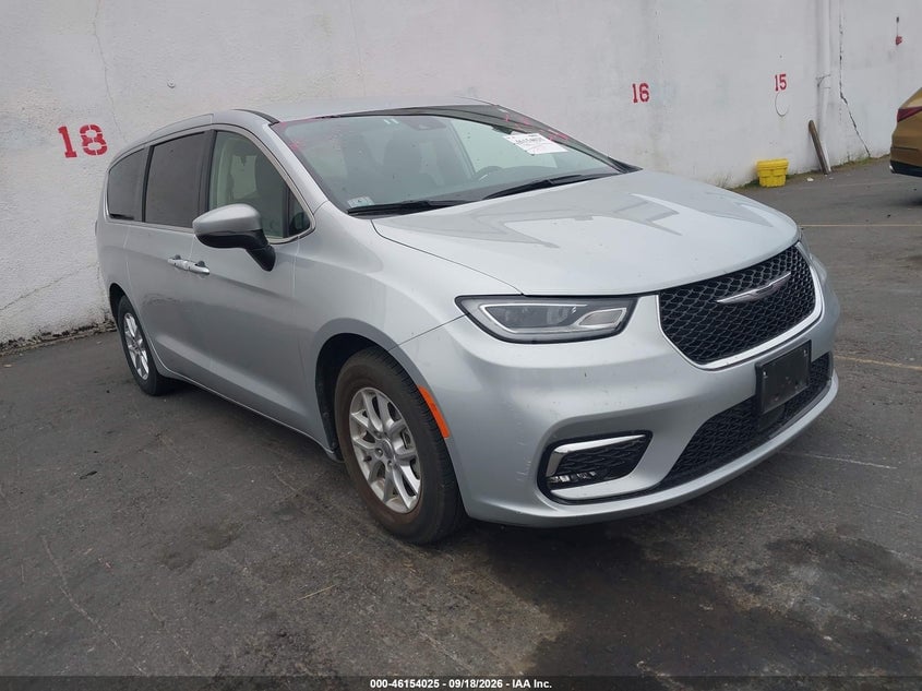 2023 CHRYSLER PACIFICA TOURING L | 2C4RC1BG2PR574436 | UPCARS