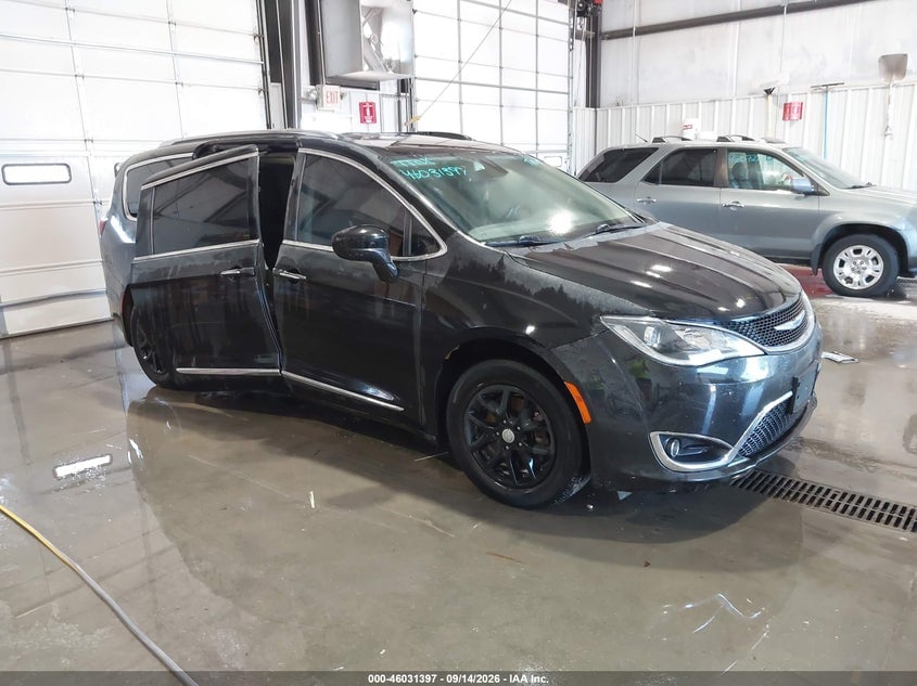 2020 CHRYSLER PACIFICA TOURING L | 2C4RC1BG3LR137572 | UPCARS