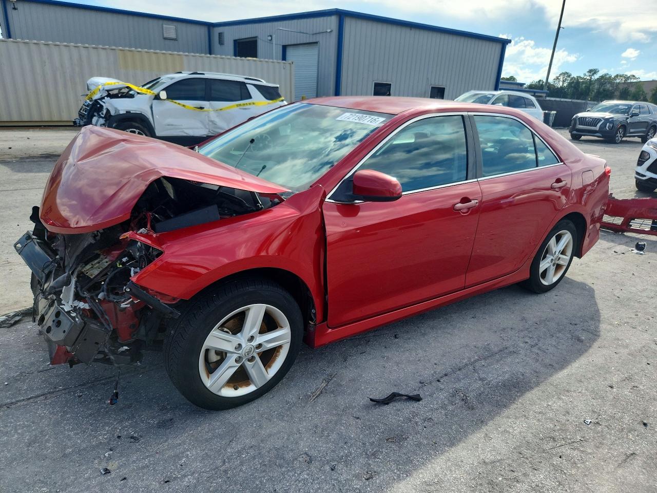 2014 TOYOTA CAMRY SE | 4T1BF1FK2EU811204 | UPCARS