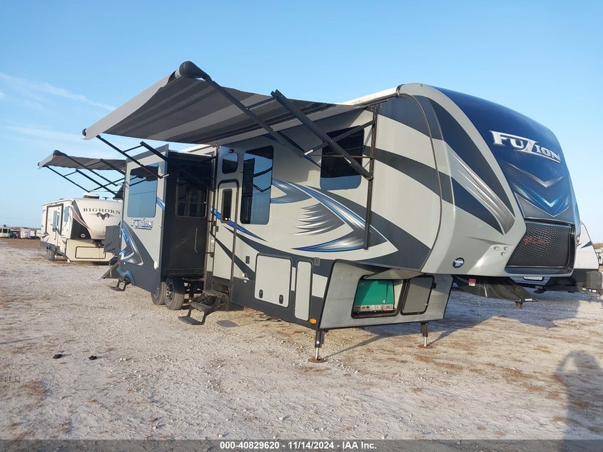 2015 KEYSTONE 38FT | 4YDF37126FF810844 | UPCARS