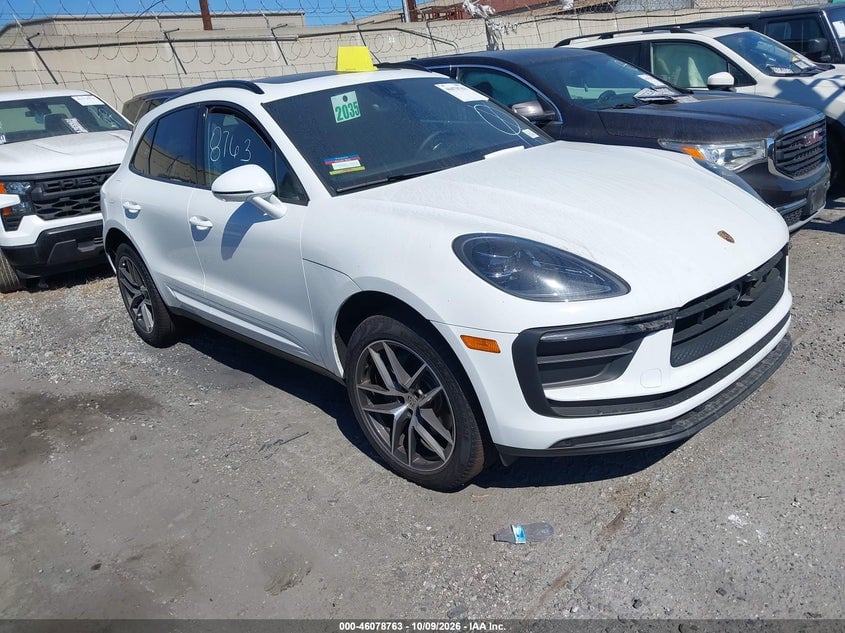 2026 PORSCHE MACAN T | WP1AA2A57TLB11945 | UPCARS
