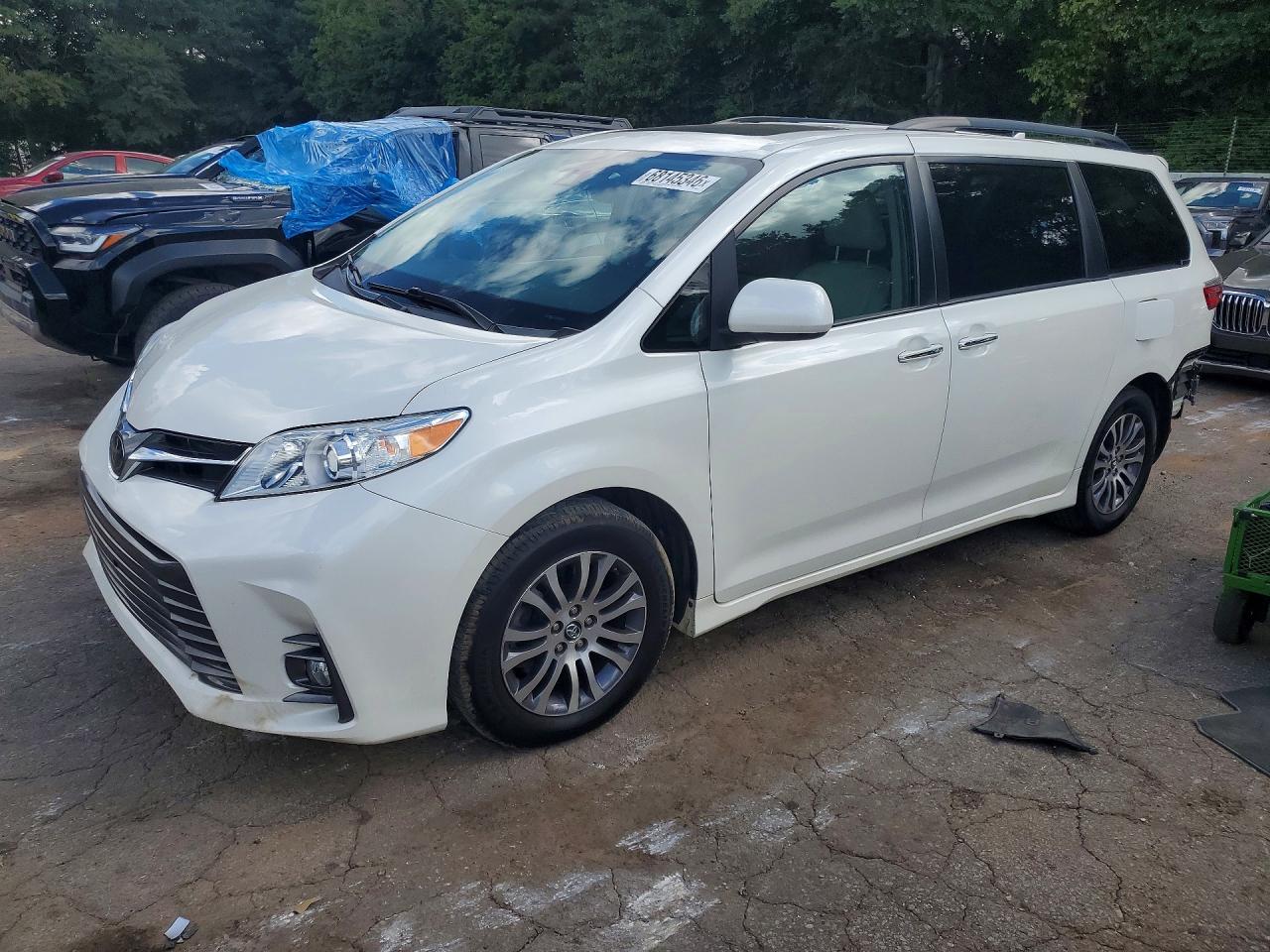 2018 TOYOTA SIENNA XLE 8-PASSENGER | 5TDYZ3DC1JS951174 | UPCARS