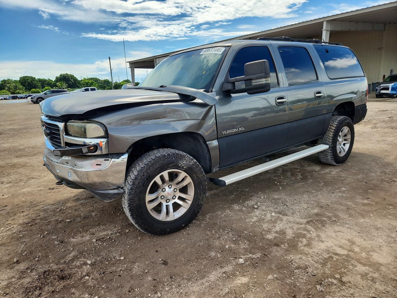 2000 GMC YUKON XL C1500 | 3GKEC16T2YG217033 | UPCARS