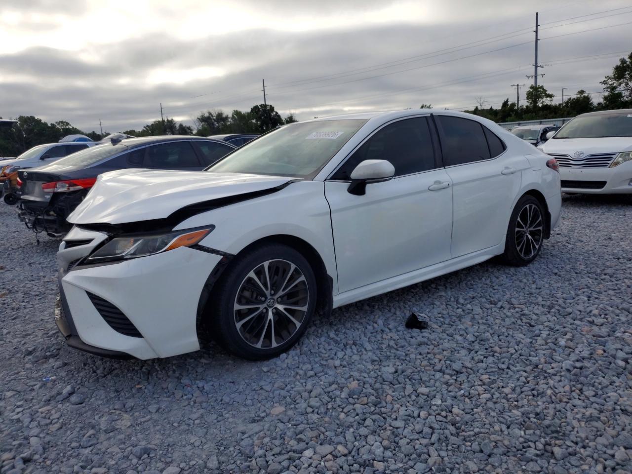 2018 TOYOTA CAMRY SE | 4T1B11HK9JU612303 | UPCARS