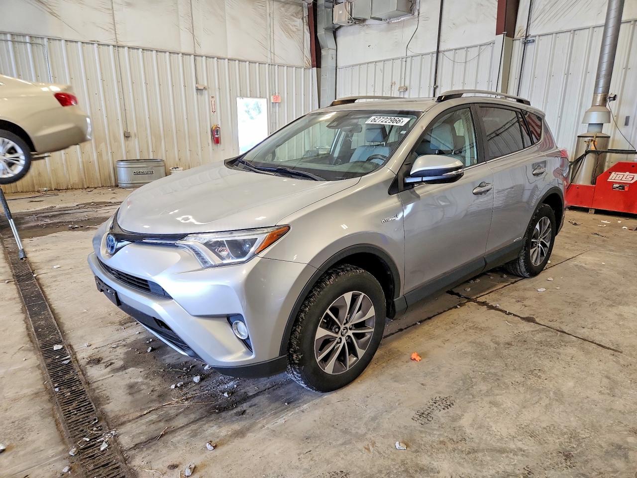 2017 TOYOTA RAV4 XLE | JTMRJREV8HD119738 | UPCARS