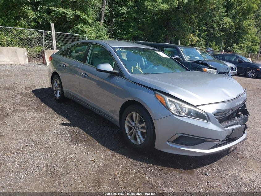 2016 HYUNDAI SONATA SE | 5NPE24AF5GH296236 | UPCARS