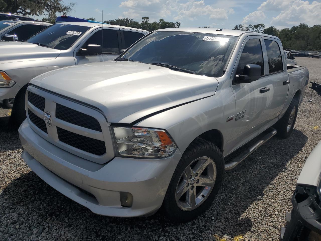 2017 RAM 1500 ST | 3C6RR6KT8HG773773 | UPCARS