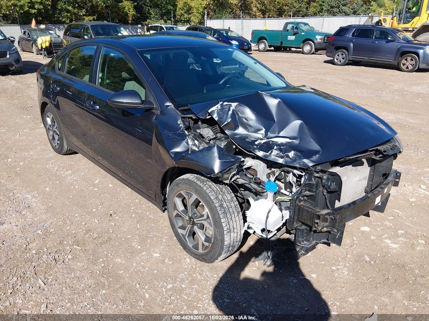 2021 KIA FORTE LXS | 3KPF24AD4ME303857 | UPCARS