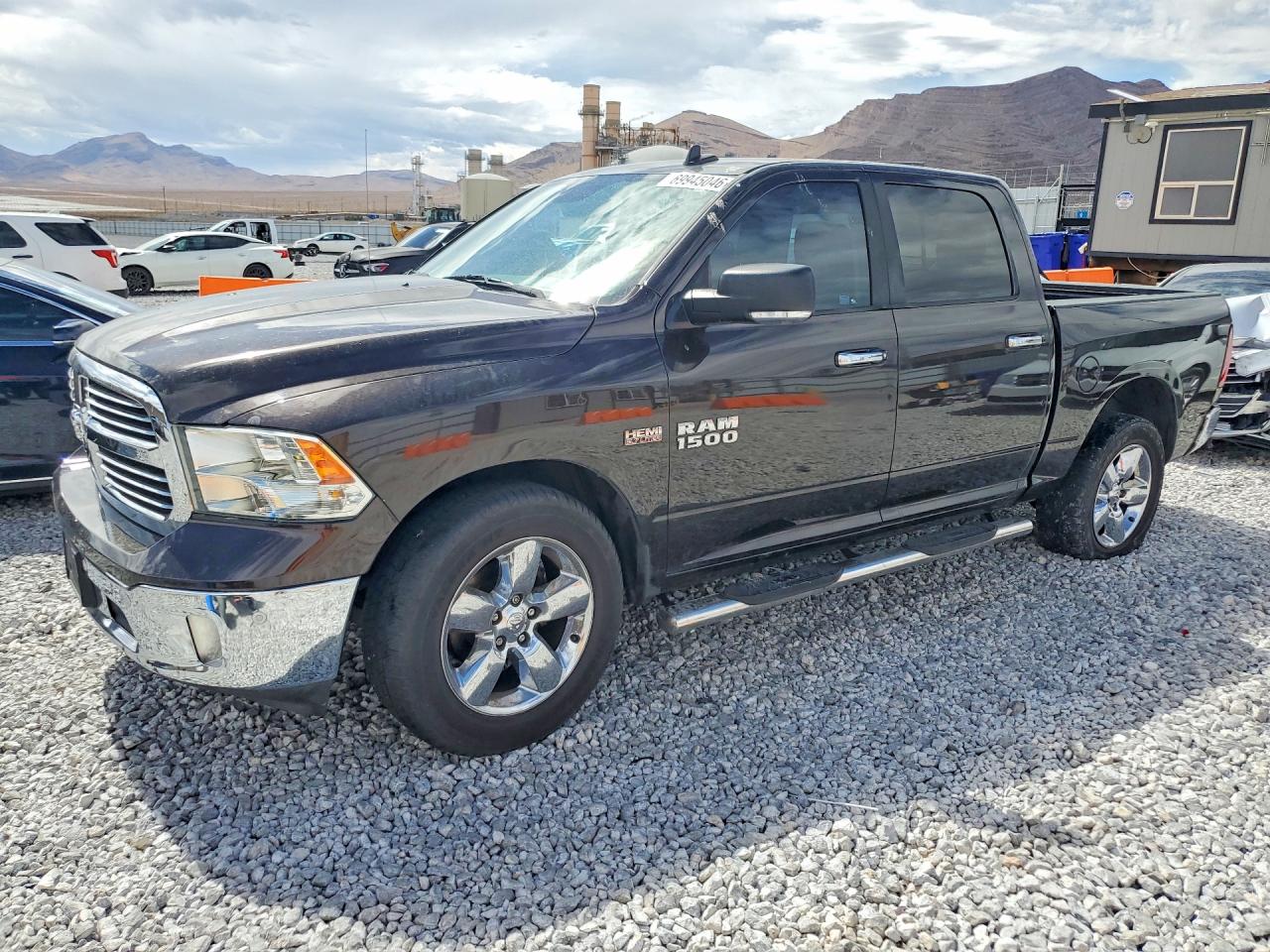 2016 RAM 1500 SLT | 3C6RR6LT9GG370687 | UPCARS