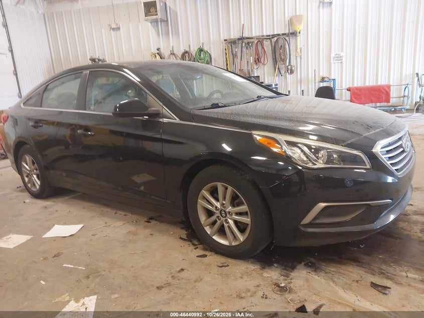 2017 HYUNDAI SONATA SE | 5NPE24AF2HH518443 | UPCARS